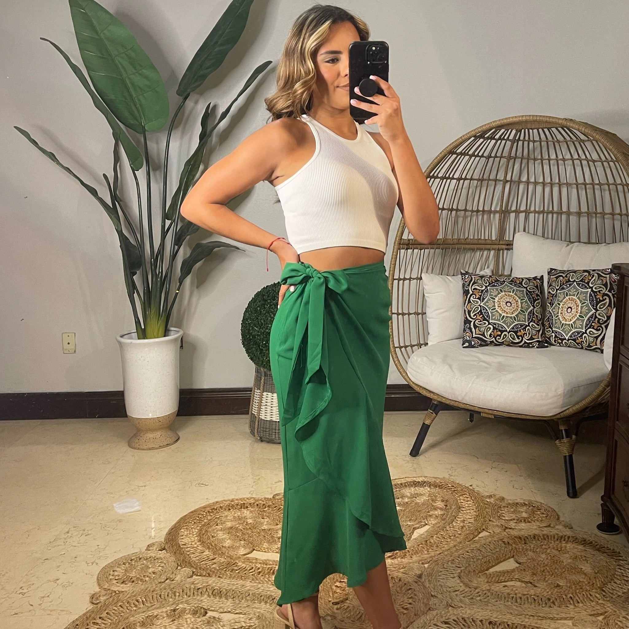 Green Wrap Skirt: Effortless Chic. Your New Go-To Style. Ready to Twirl.